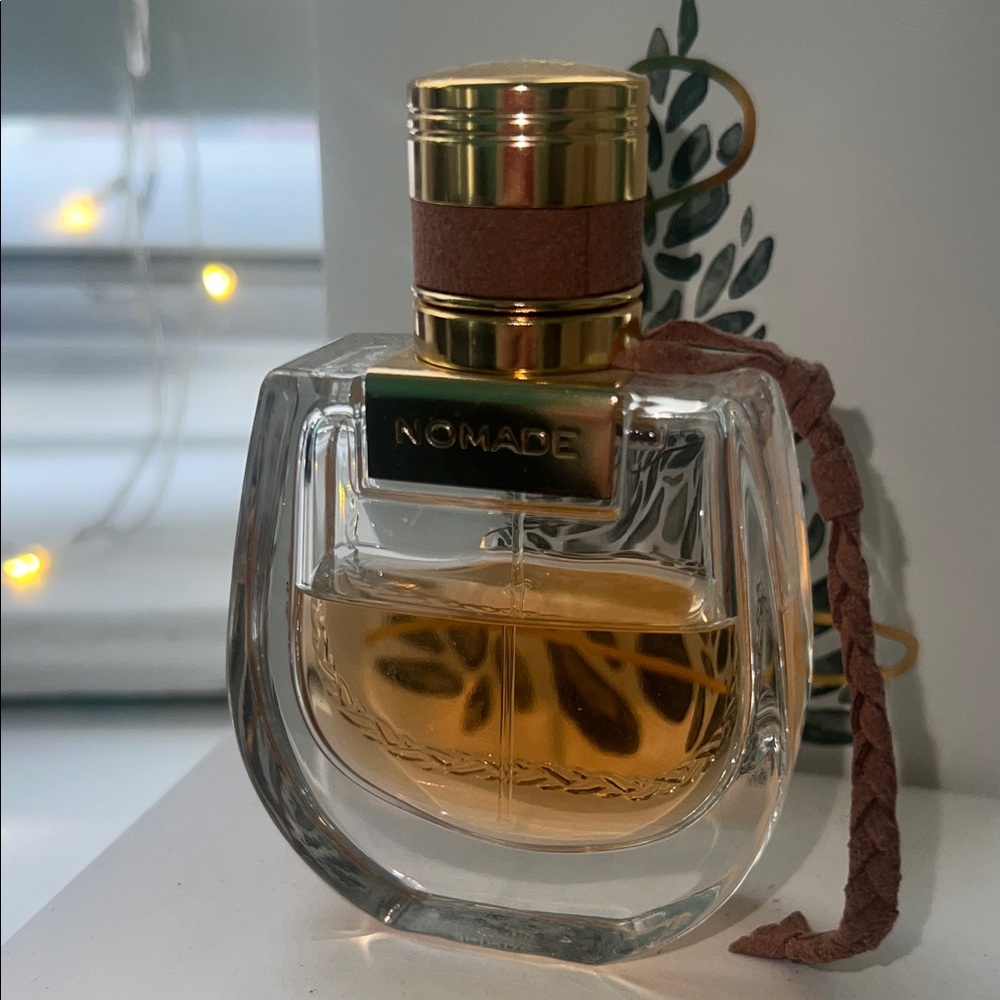 Nomade Chloe perfume with Gold Accents